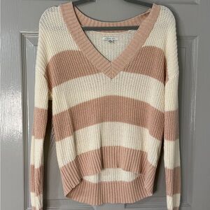 American Eagle Outfitters V-Neck Sweater - Cream and Tan| XXS